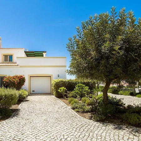 Villa Vale Do Milho Golf